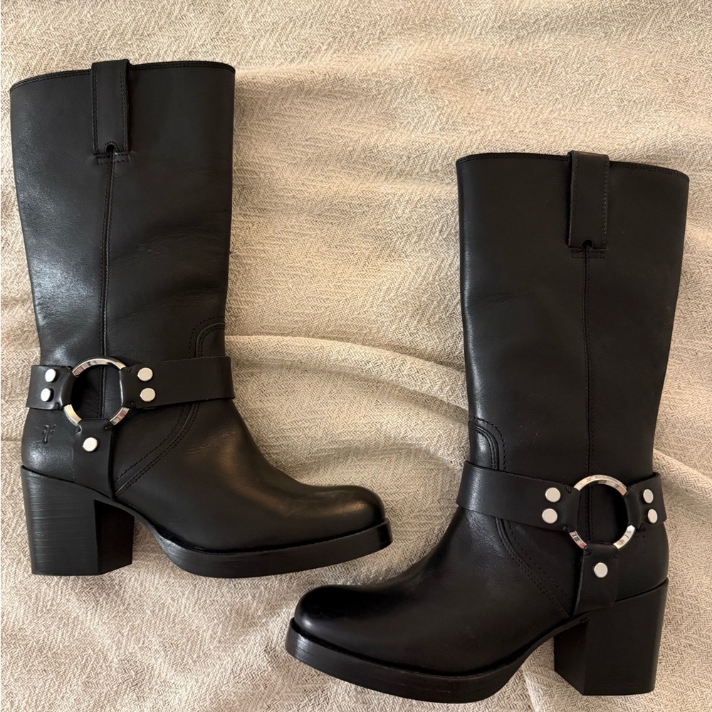 Frye Black Leather Western Heeled Boots with Silver Accents